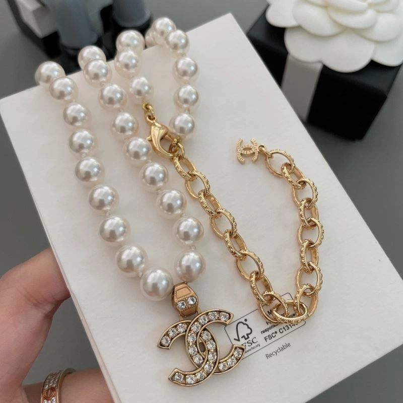 Chanel Necklaces Colorful 231629
