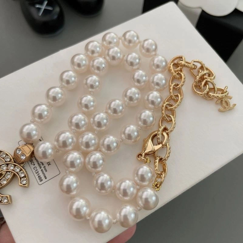 Chanel Necklaces Colorful 231629