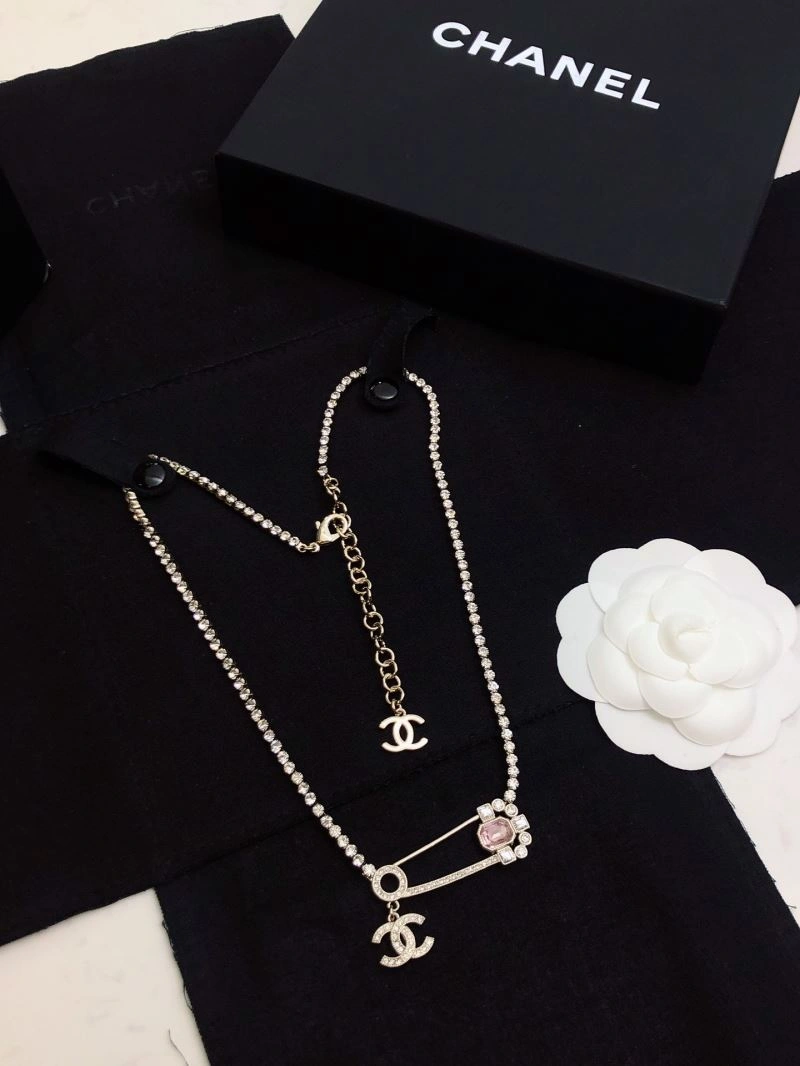 Chanel Necklaces Effortless 231596