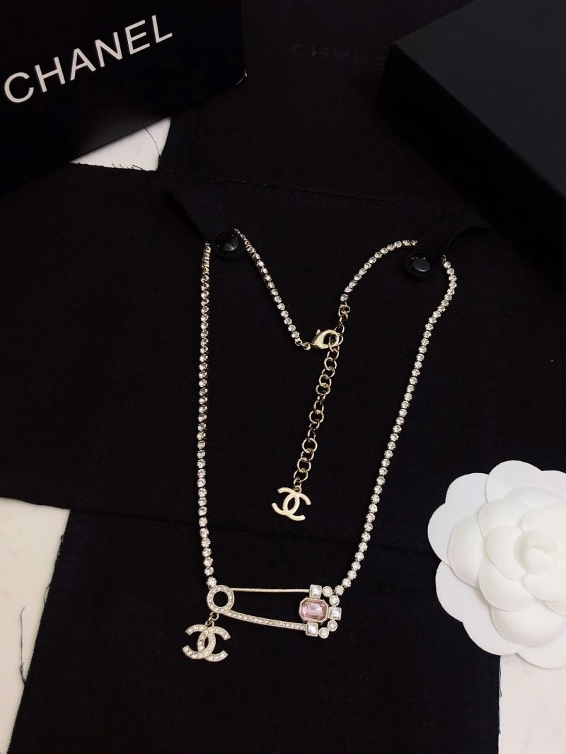 Chanel Necklaces Effortless 231596
