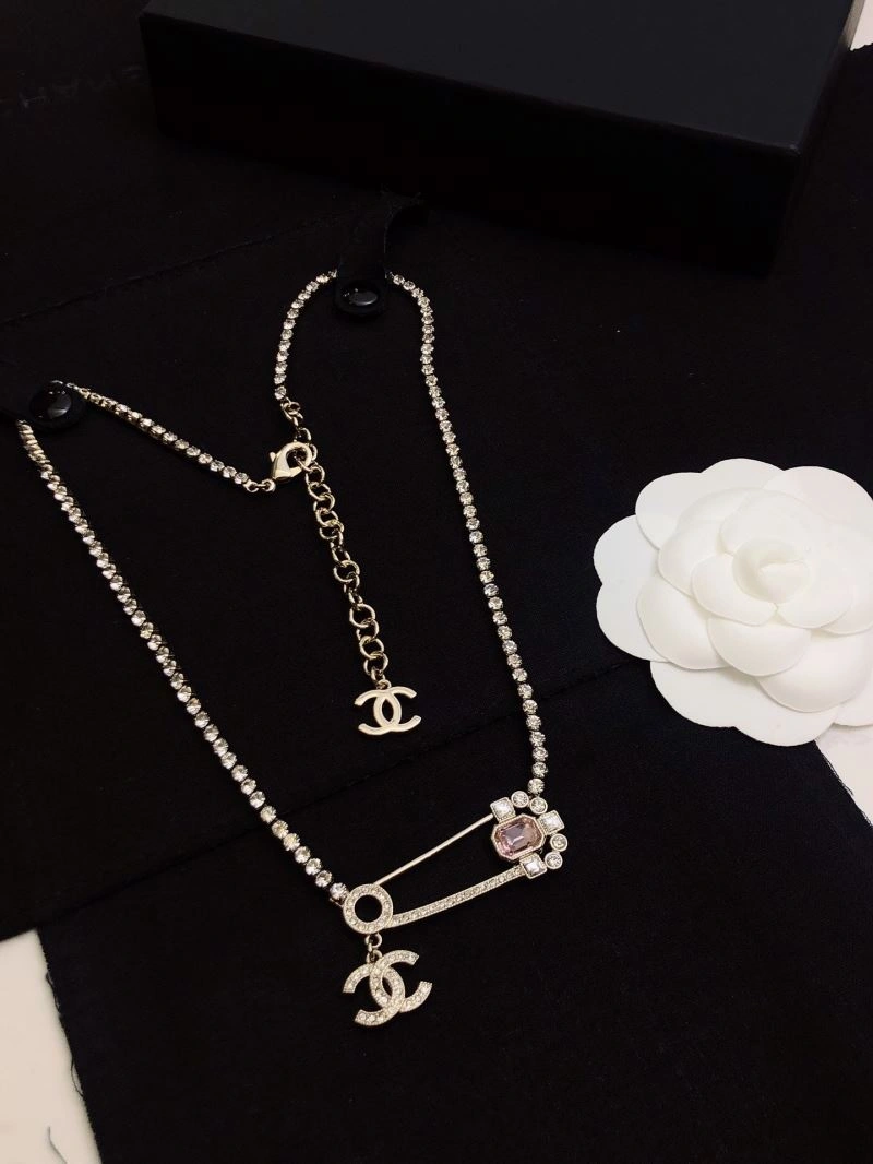 Chanel Necklaces Effortless 231596