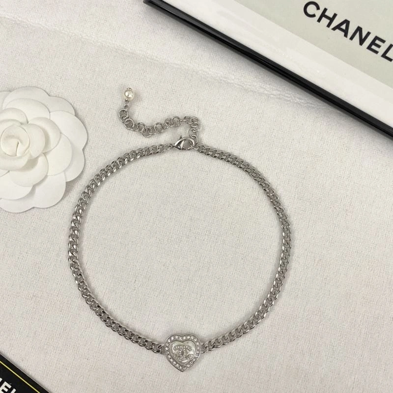 Supportive Chanel Necklaces 231588