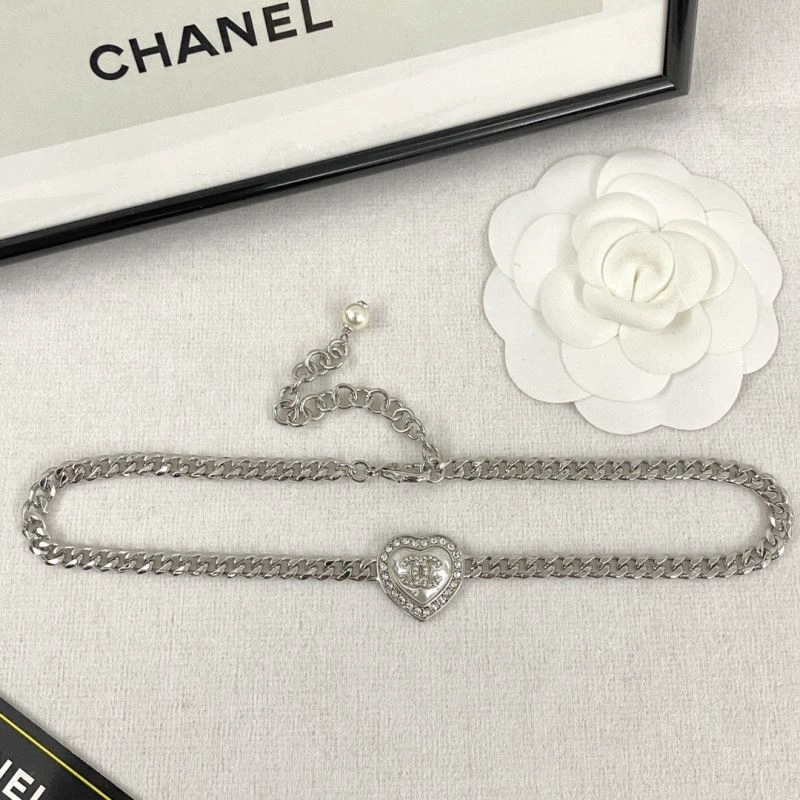 Supportive Chanel Necklaces 231588