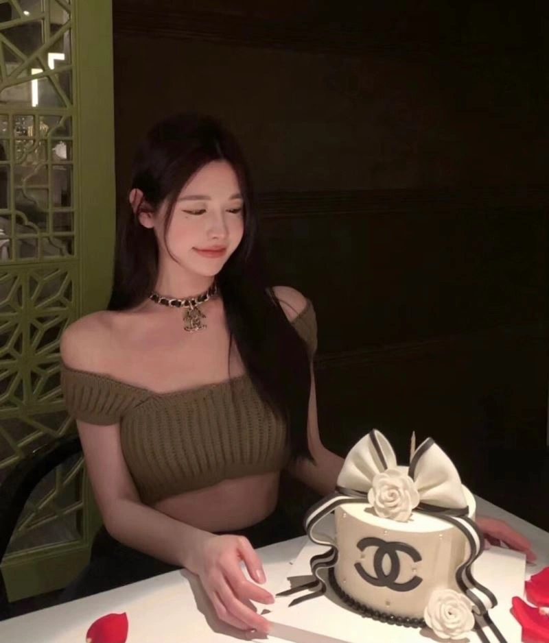 Chanel Necklaces EyeCatching 231502