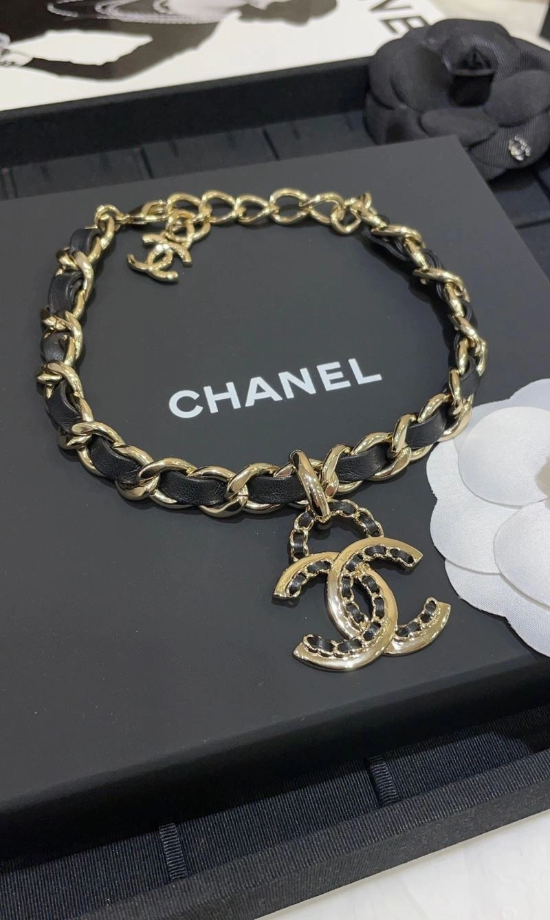 Chanel Necklaces EyeCatching 231502