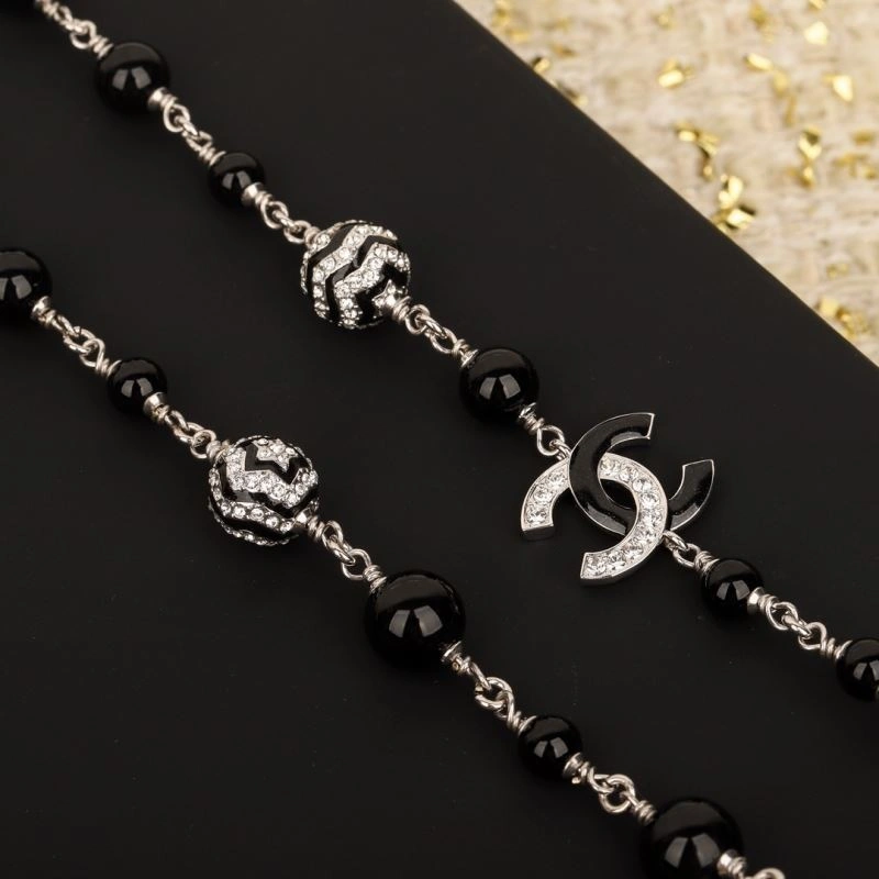 Sustainable Chanel Necklaces 231503