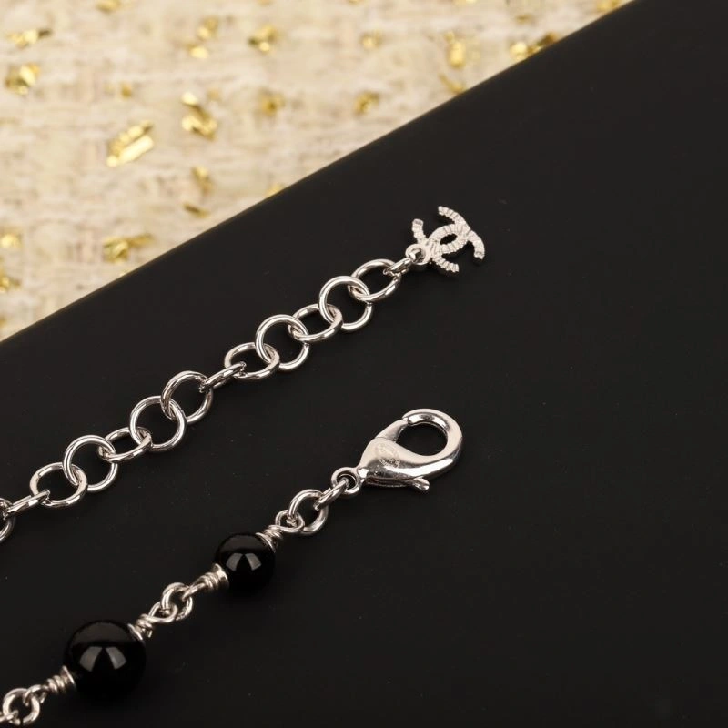 Sustainable Chanel Necklaces 231503