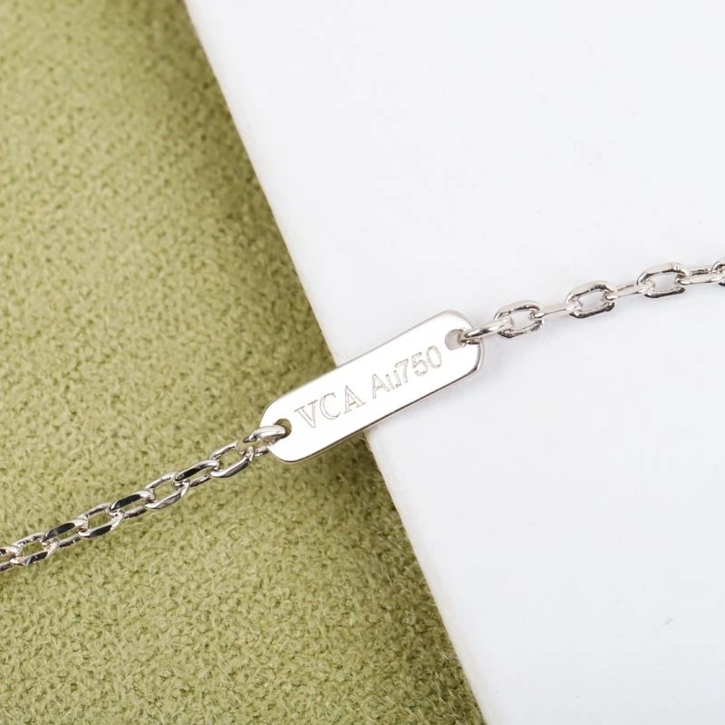 UrbanStyle Chanel Necklaces 231486
