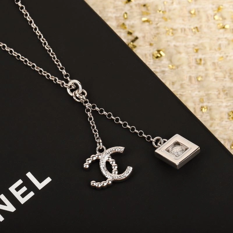 Breathable Chanel Necklaces 231478