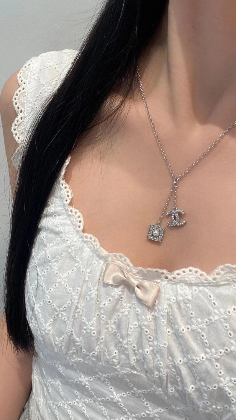 Breathable Chanel Necklaces 231478