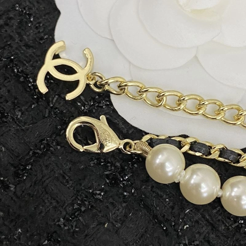 Chanel Necklaces Elegant 231482