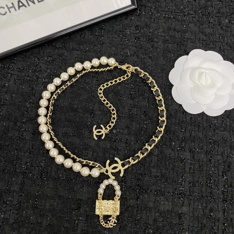 Chanel Necklaces Elegant 231482