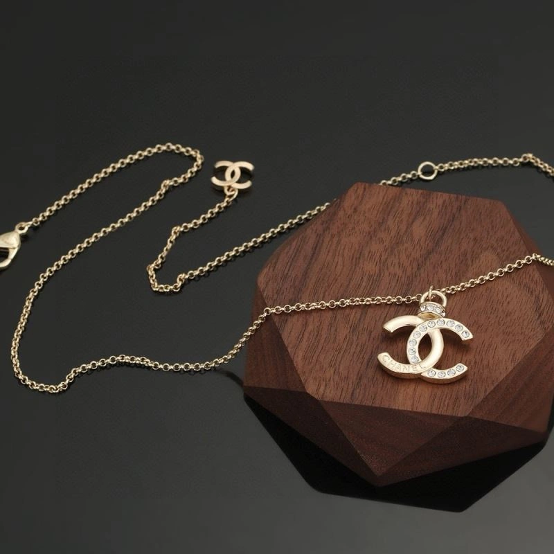 Chanel Necklaces HighPerformance 231483