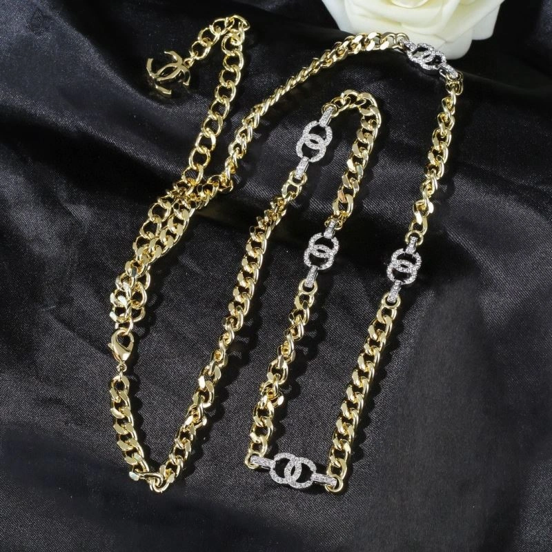 Lightweight Chanel Necklaces 231481
