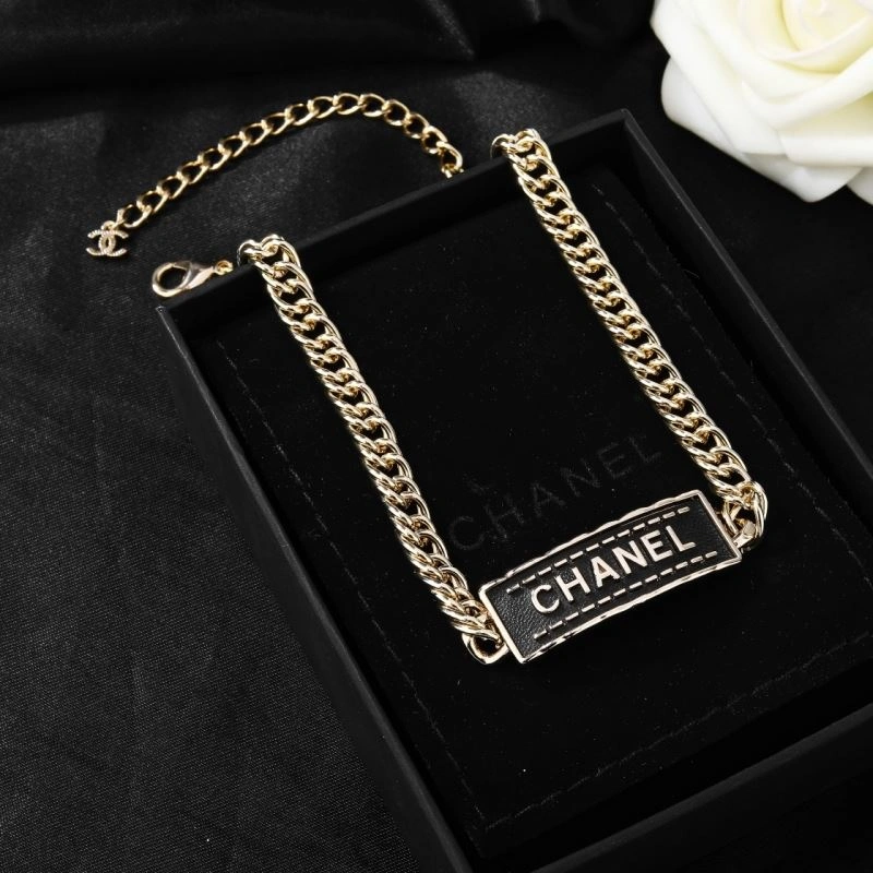 Colorful Chanel Necklaces 231464