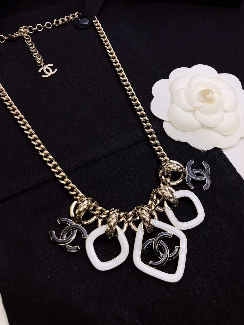 Chic Chanel Necklaces 231444