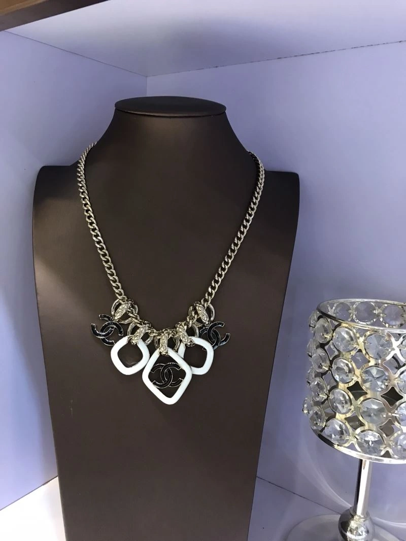 Chic Chanel Necklaces 231444