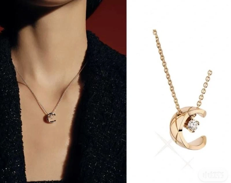 Chanel Necklaces Contemporary 231484