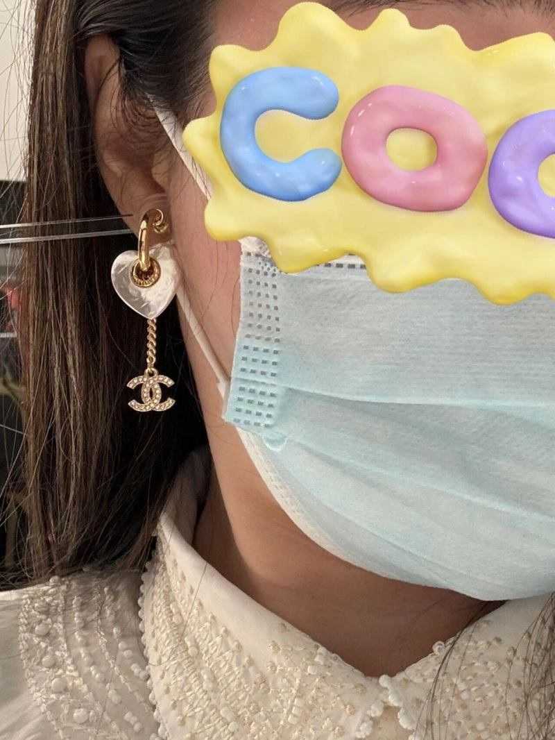 WaterResistant Chanel Necklaces 231509