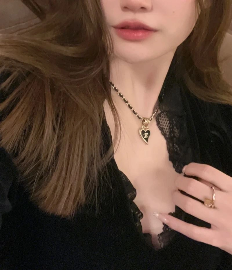 Thermal Chanel Necklaces 231440