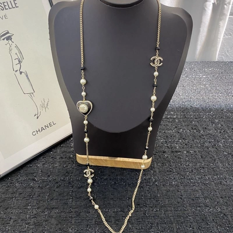 Seasonal Chanel Necklaces 231428