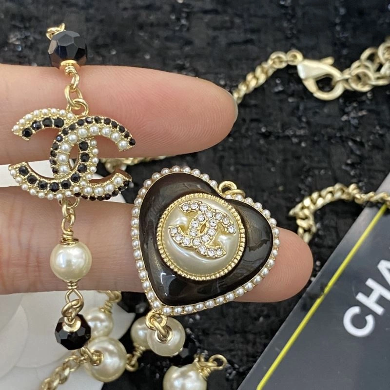 Seasonal Chanel Necklaces 231428