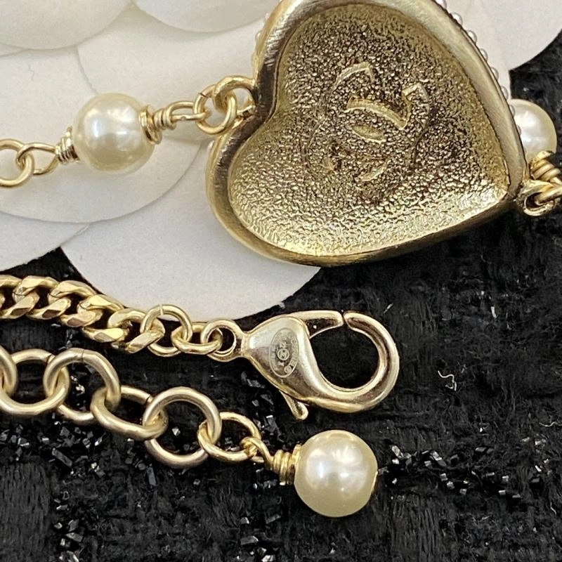 Seasonal Chanel Necklaces 231428
