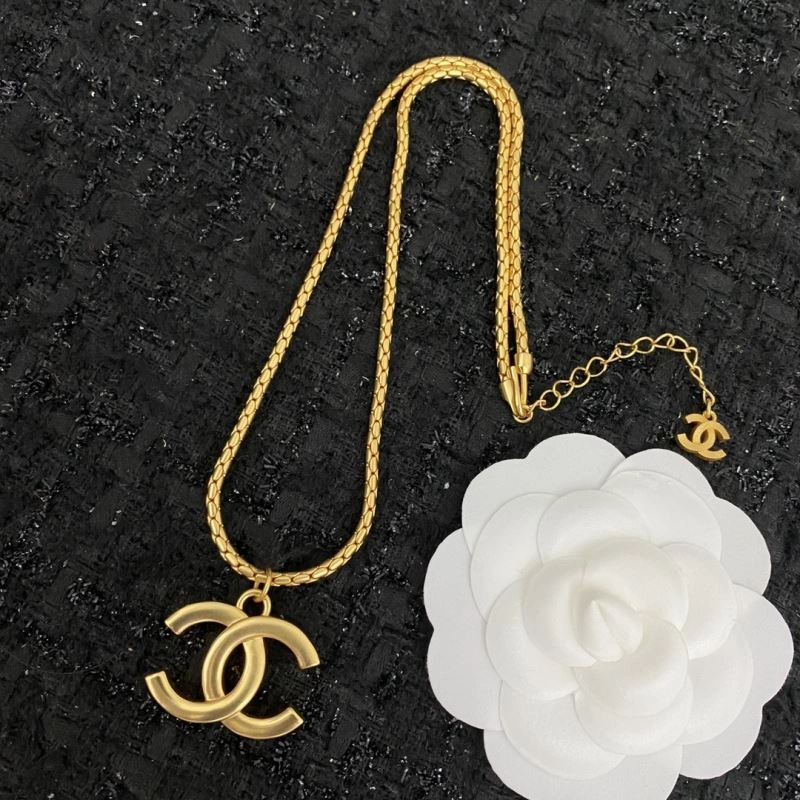 Chanel Necklaces Minimalist 231437