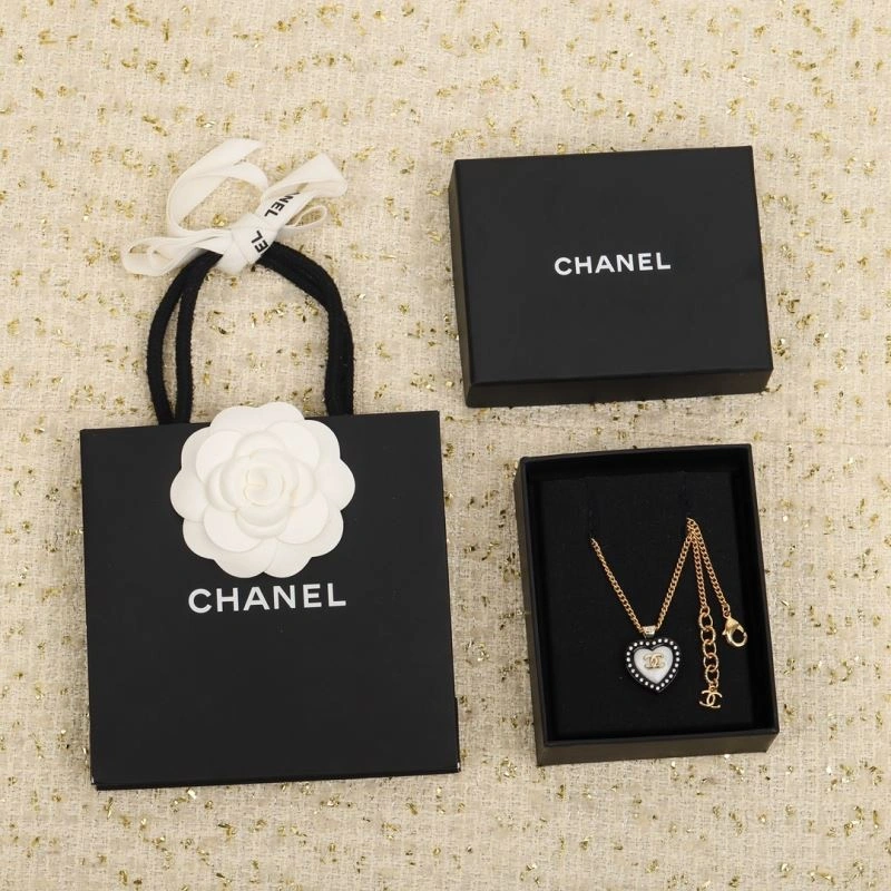 TechFriendly Chanel Necklaces 231436