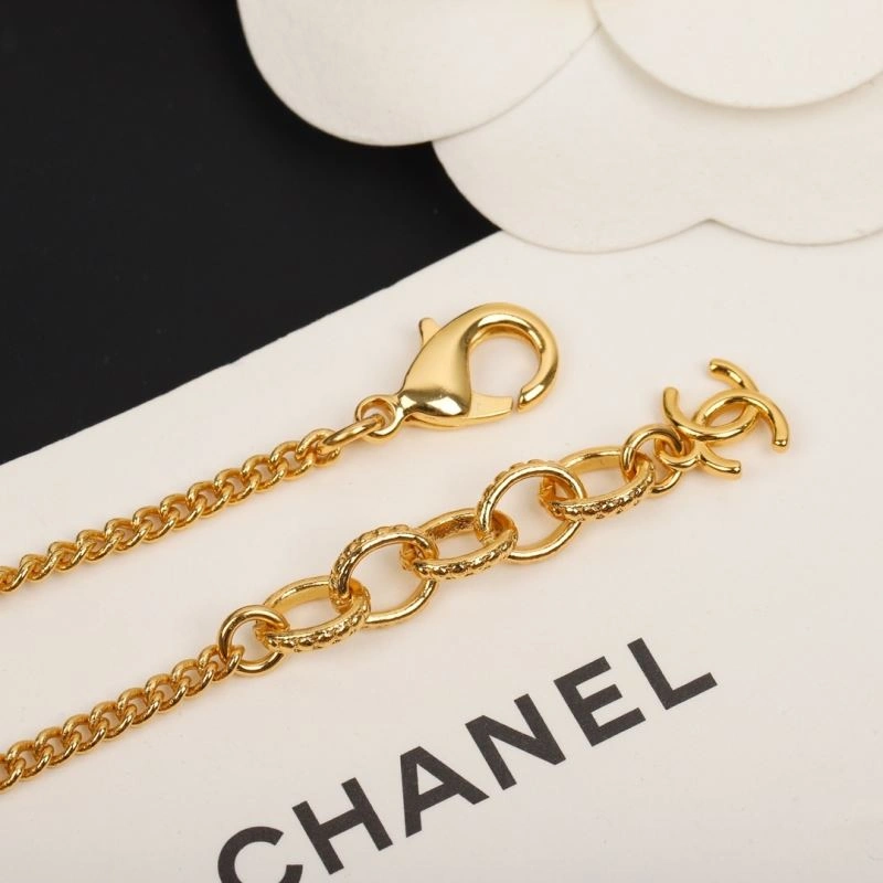 TechFriendly Chanel Necklaces 231436