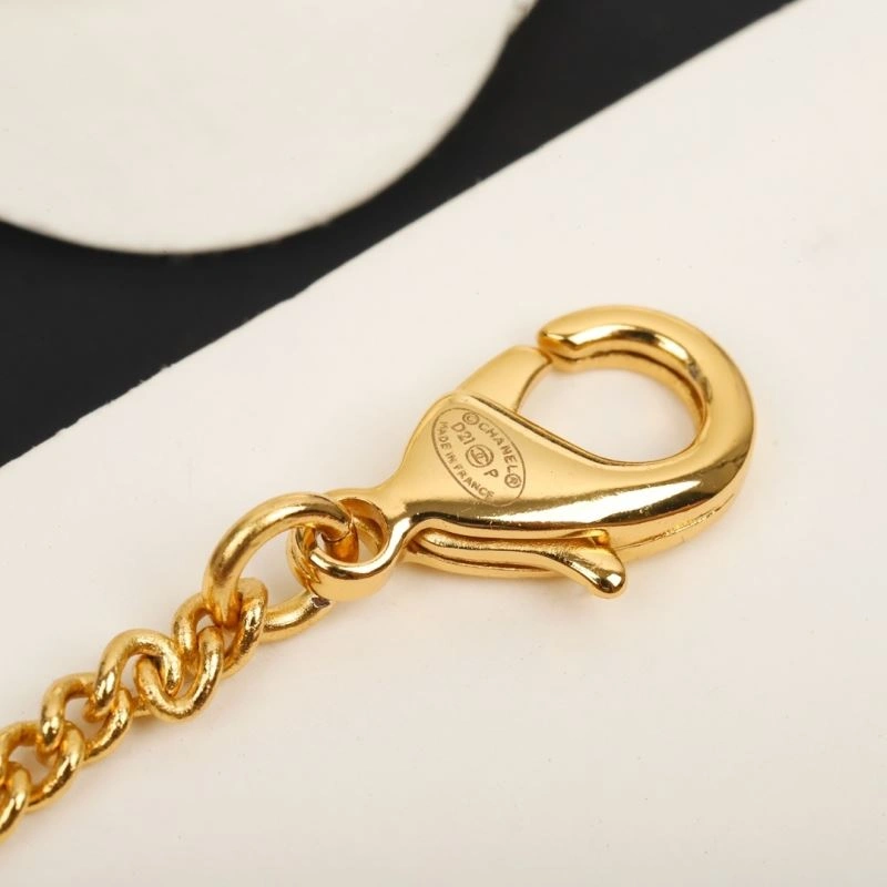 TechFriendly Chanel Necklaces 231436