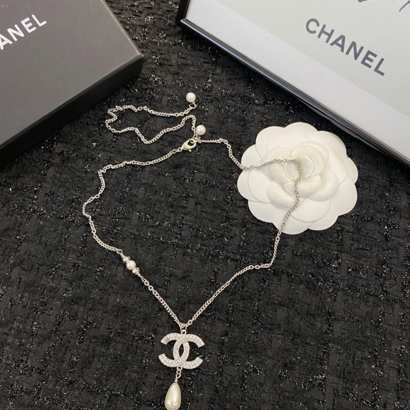 Chanel Necklaces Snug 229648