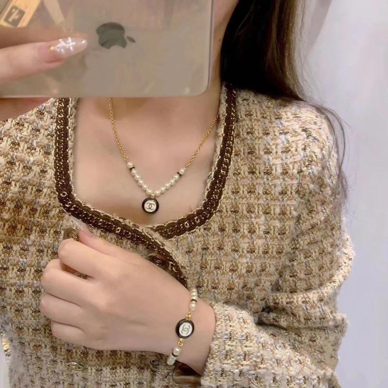 Chanel Necklaces Modern 229633