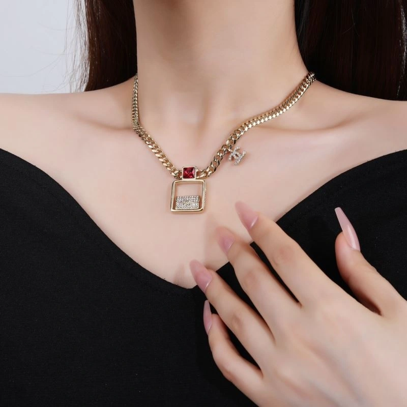 ZeroBulk Chanel Necklaces 229656