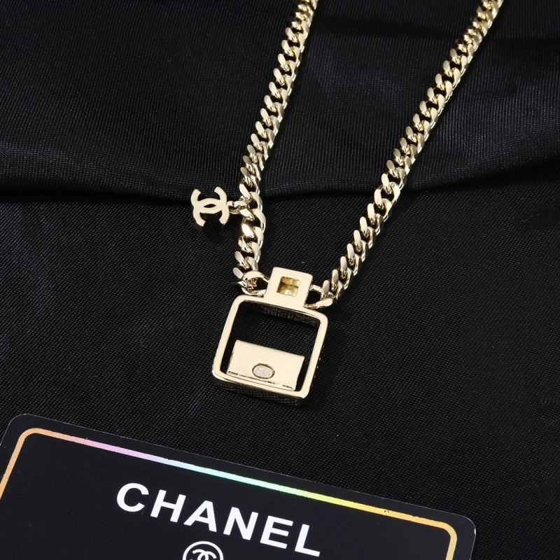 ZeroBulk Chanel Necklaces 229656