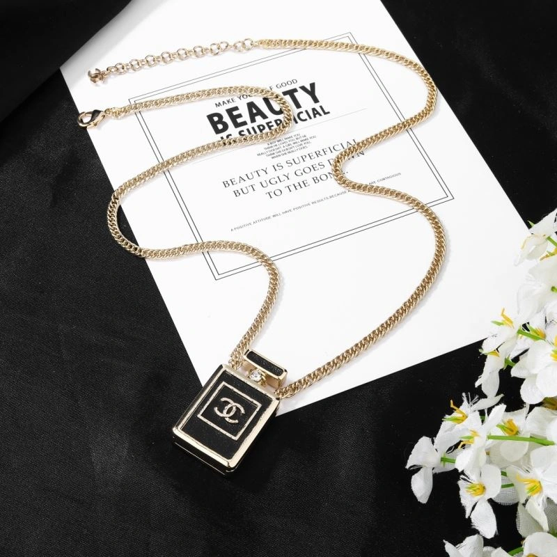 Chanel Necklaces Lightweight 229628