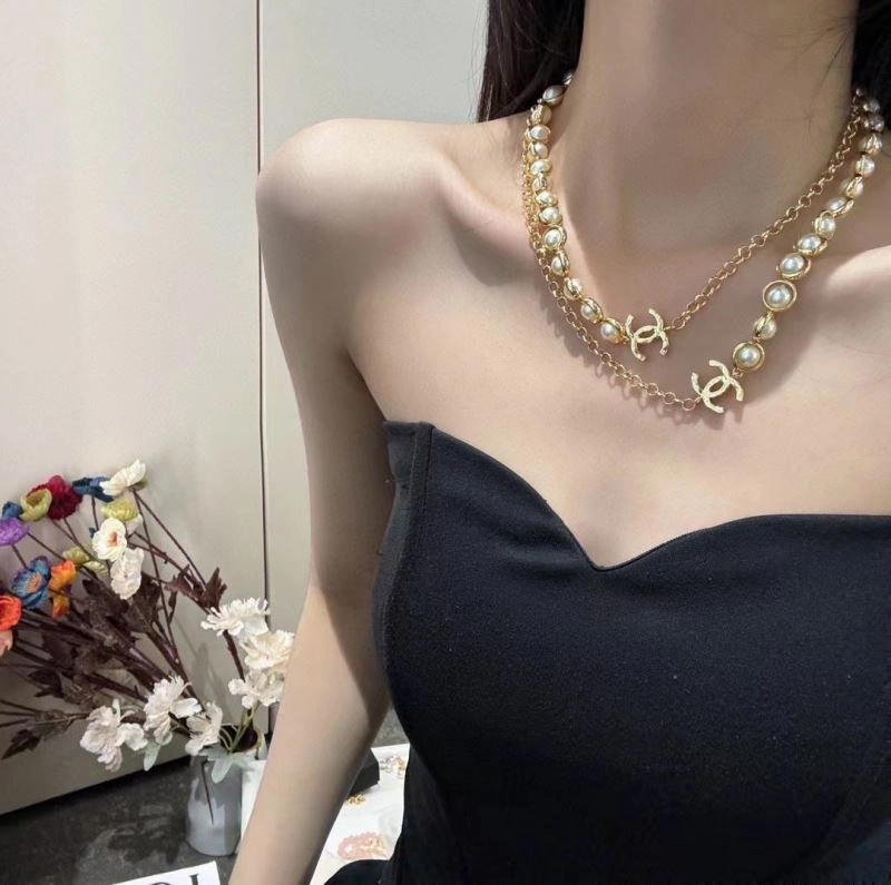 Youthful Chanel Necklaces 229645