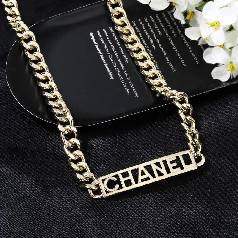 Seasonal Chanel Necklaces 229614