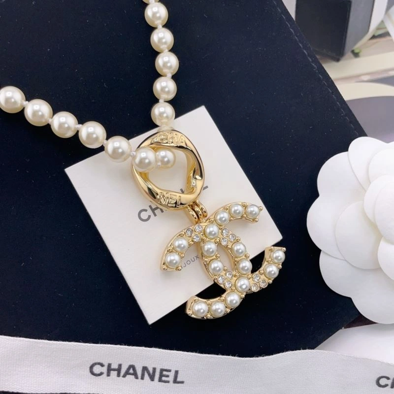 Effortless Chanel Necklaces 229611