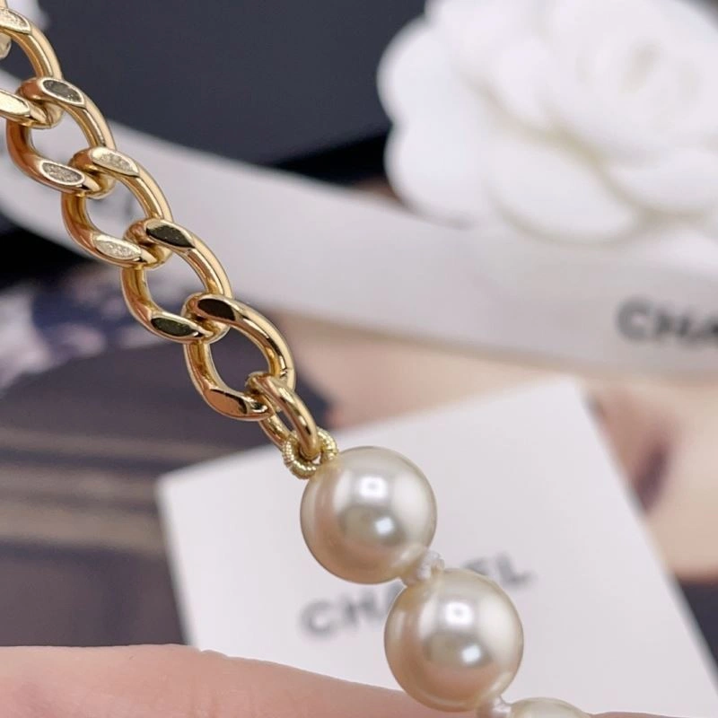 Effortless Chanel Necklaces 229611