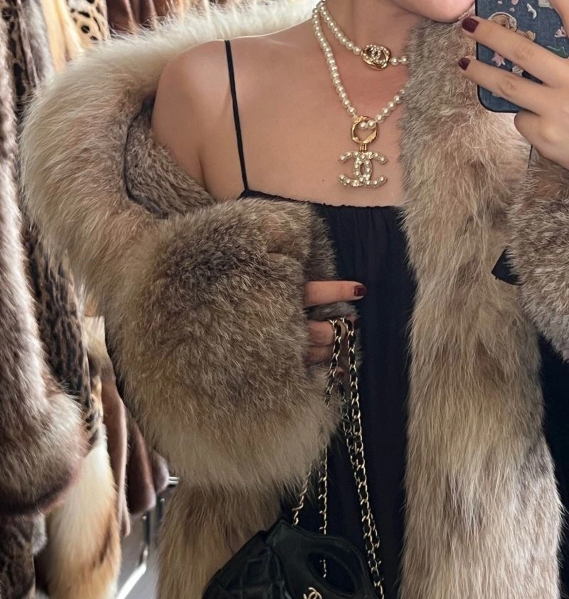 Effortless Chanel Necklaces 229611
