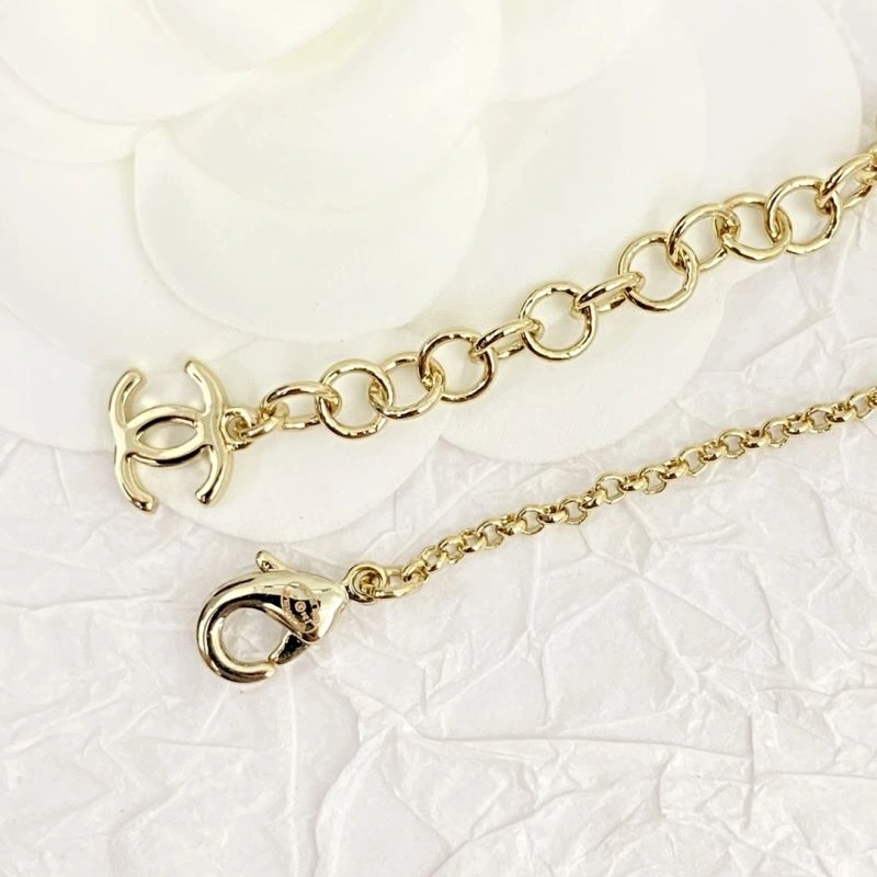 Chanel Necklaces Cozy 229677
