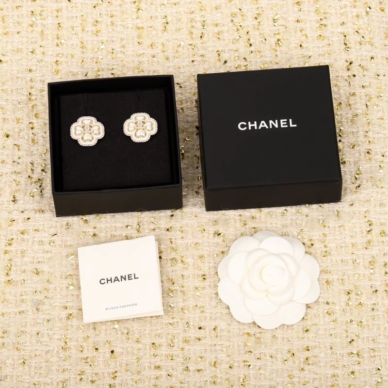 Chanel Necklaces Snug 229620