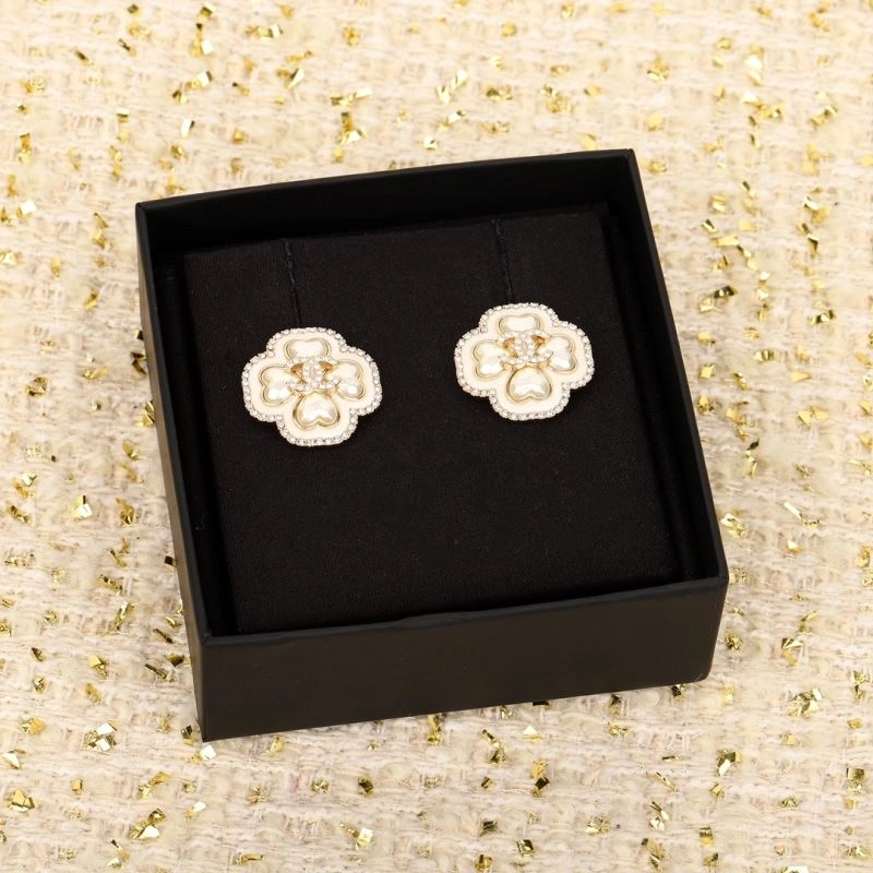 Chanel Necklaces Snug 229620