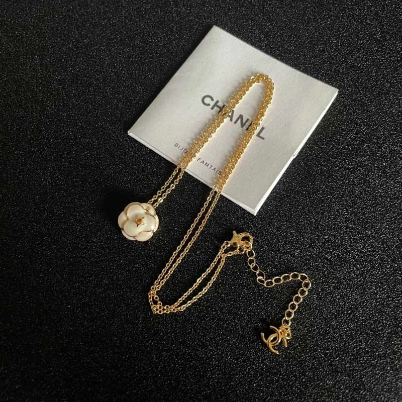 Chanel Necklaces Resilient 229583