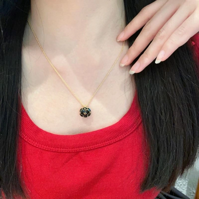 Chanel Necklaces Attractive 229578