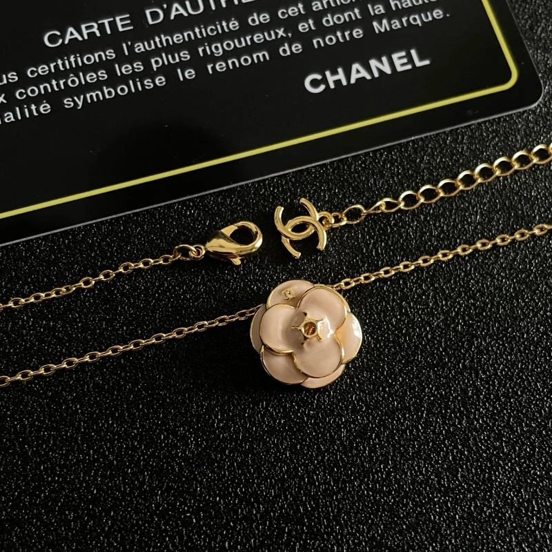 Chanel Necklaces EyeCatching 229574