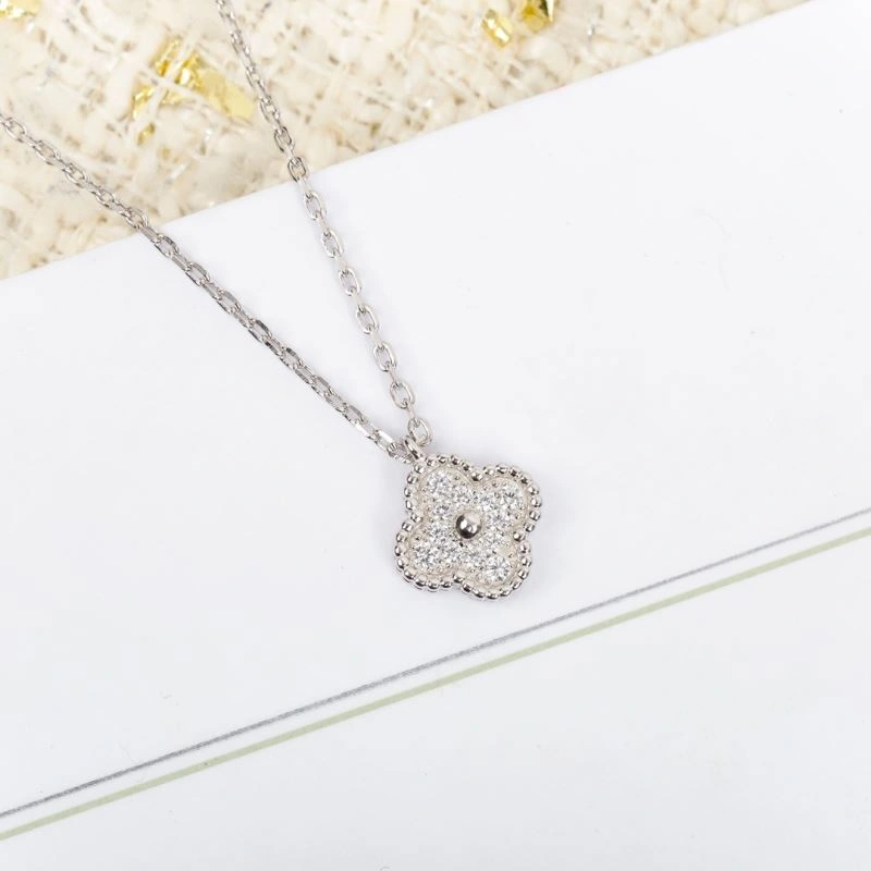 Popular Chanel Necklaces 229580