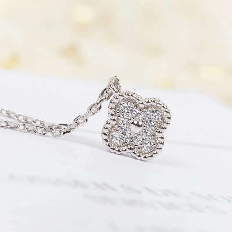 Popular Chanel Necklaces 229580