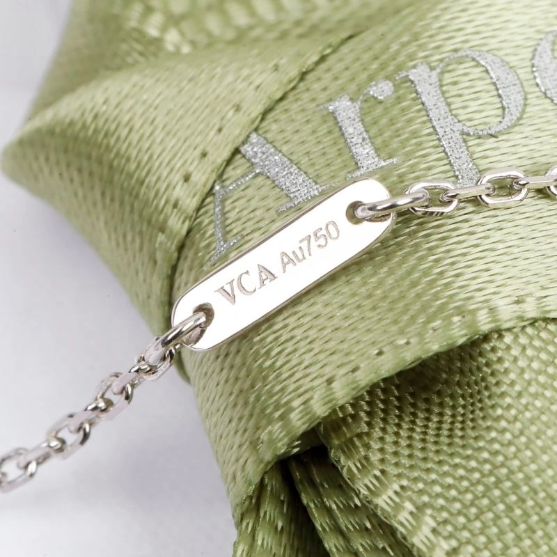 Popular Chanel Necklaces 229580